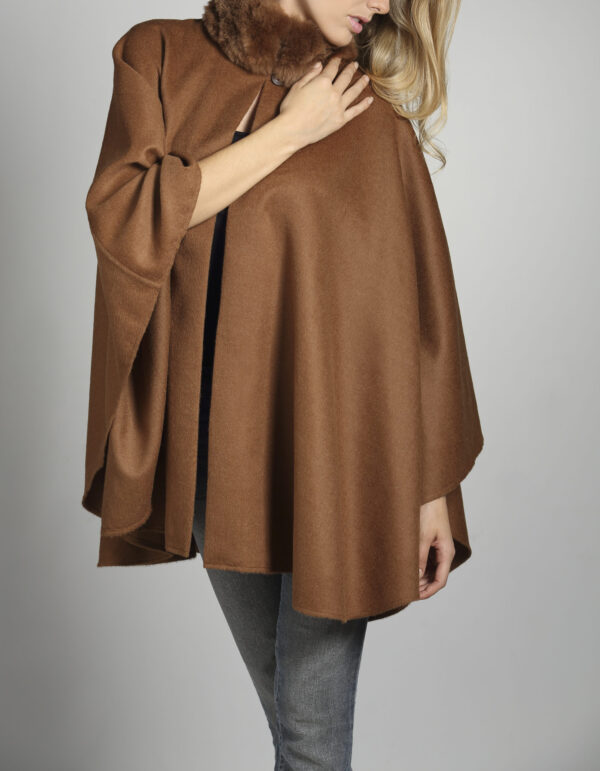 Collar Cape