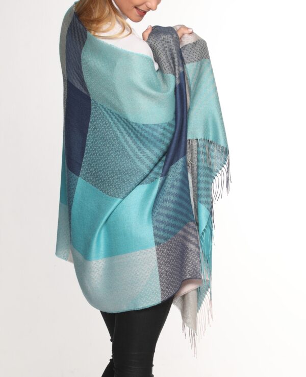 Jacquard Shawl